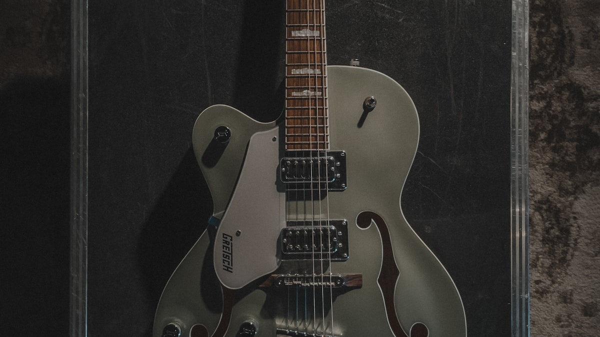 How Much Does It Cost to Rent a Guitar in NZ?